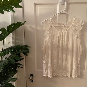 Elegant White Lace Sleeveless Top